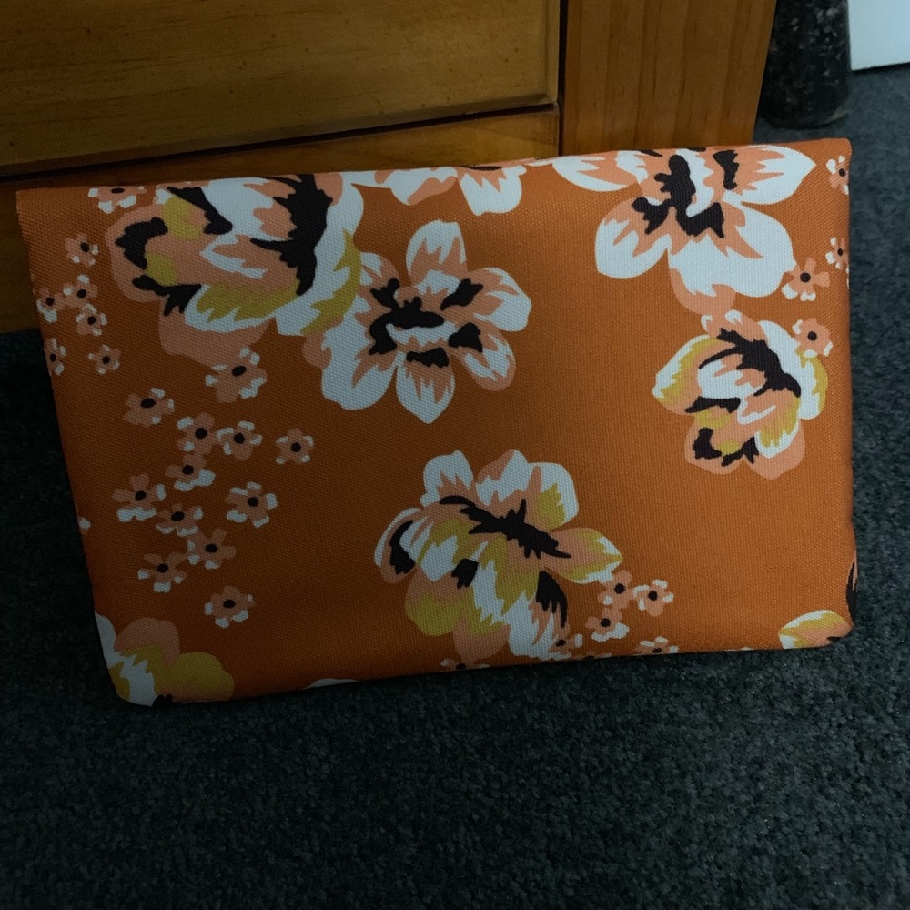 Beautiful Material Zipper Top Fold Over Clutch